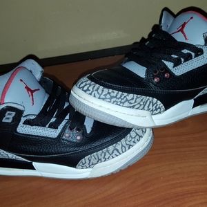 Air Jordan Retro 3 Black Cements